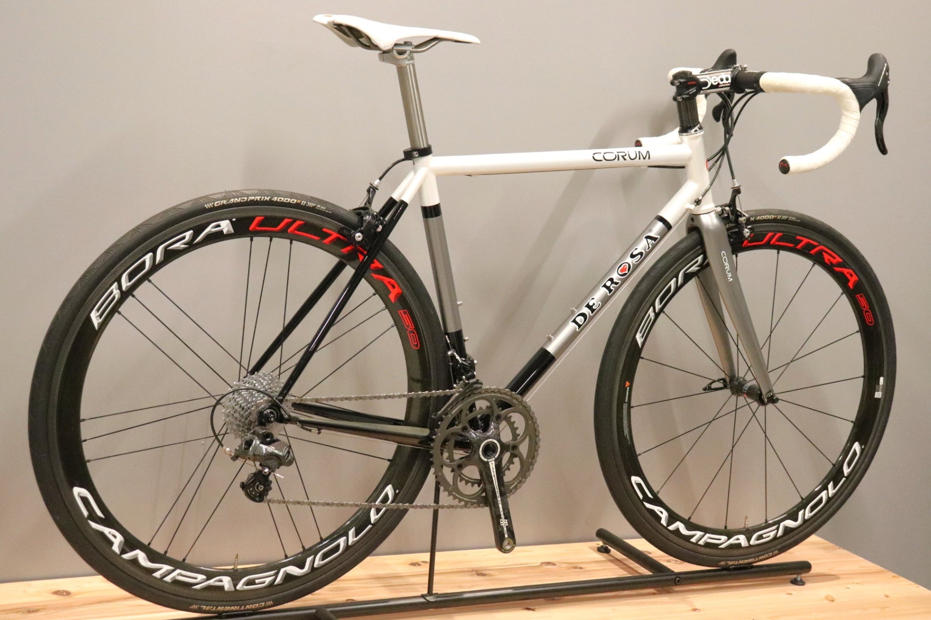 ■DE ROSA COLUMBUS デローザ コロンバス カンパニョーロ VELOCE 20速 ブルー クロモリ ロードバイク 自転車 札幌発 ライドを飾る名車。DEROSA デローザ COLOMBUS SLX コロンバス が委託で