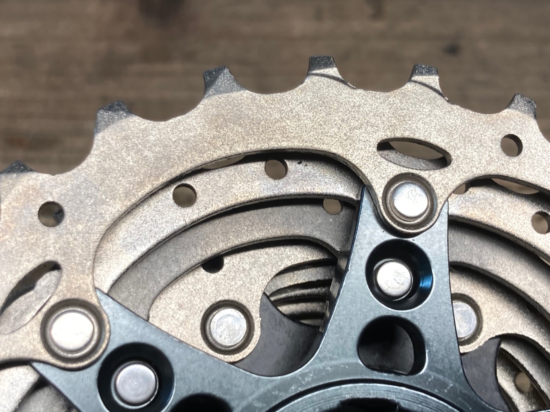 IQ931 シマノ SHIMANO アルテグラ ULTEGRA CS-R8000 スプロケット 14