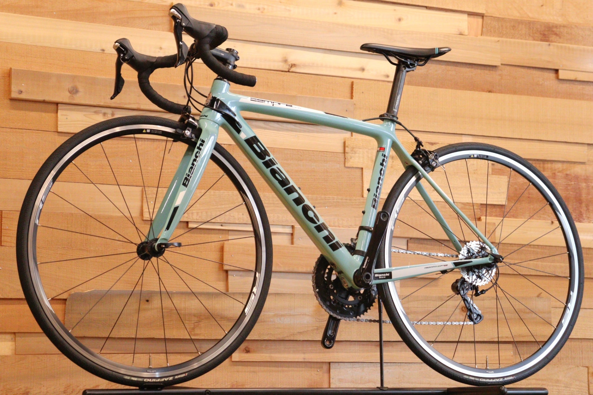 急ぎ　ビアンキセンプレプロカーボンロードバイク2018 ビアンキ BIANCHI センプレ プロ SEMPRE PRO 2018 47サイズ シマノ 105