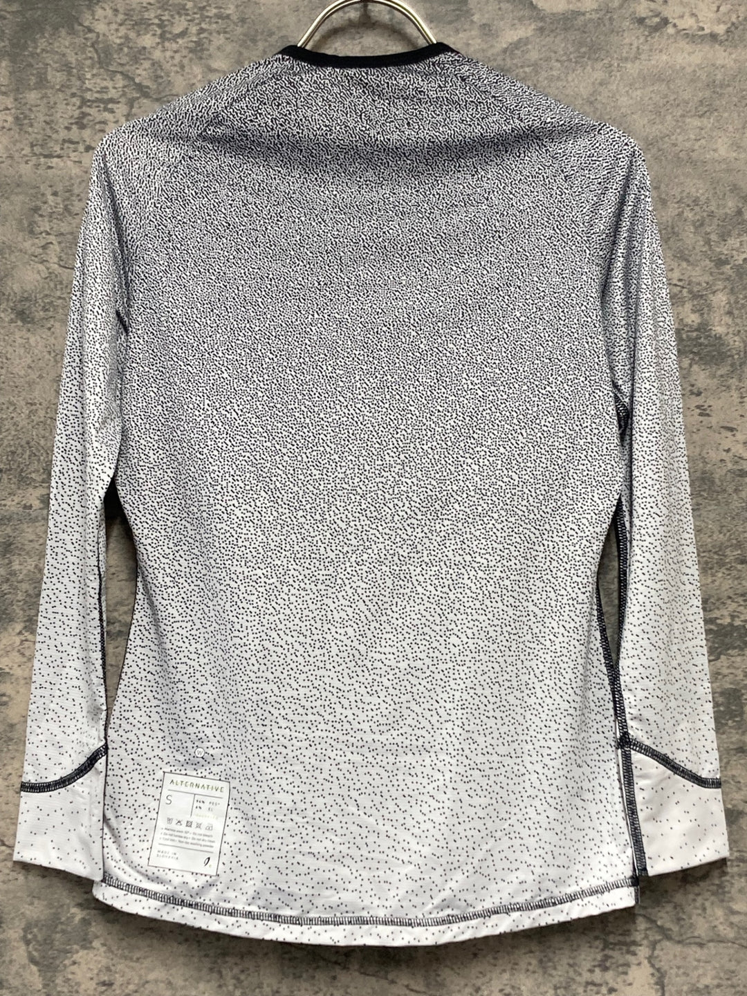 JY377 イザドア Isadore ALTERNATIVE 長袖 ベースレイヤー S レディース