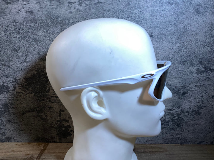 KG537 オークリー OAKLEY RSLV サングラス アイウェア 白 PRIZM ROAD