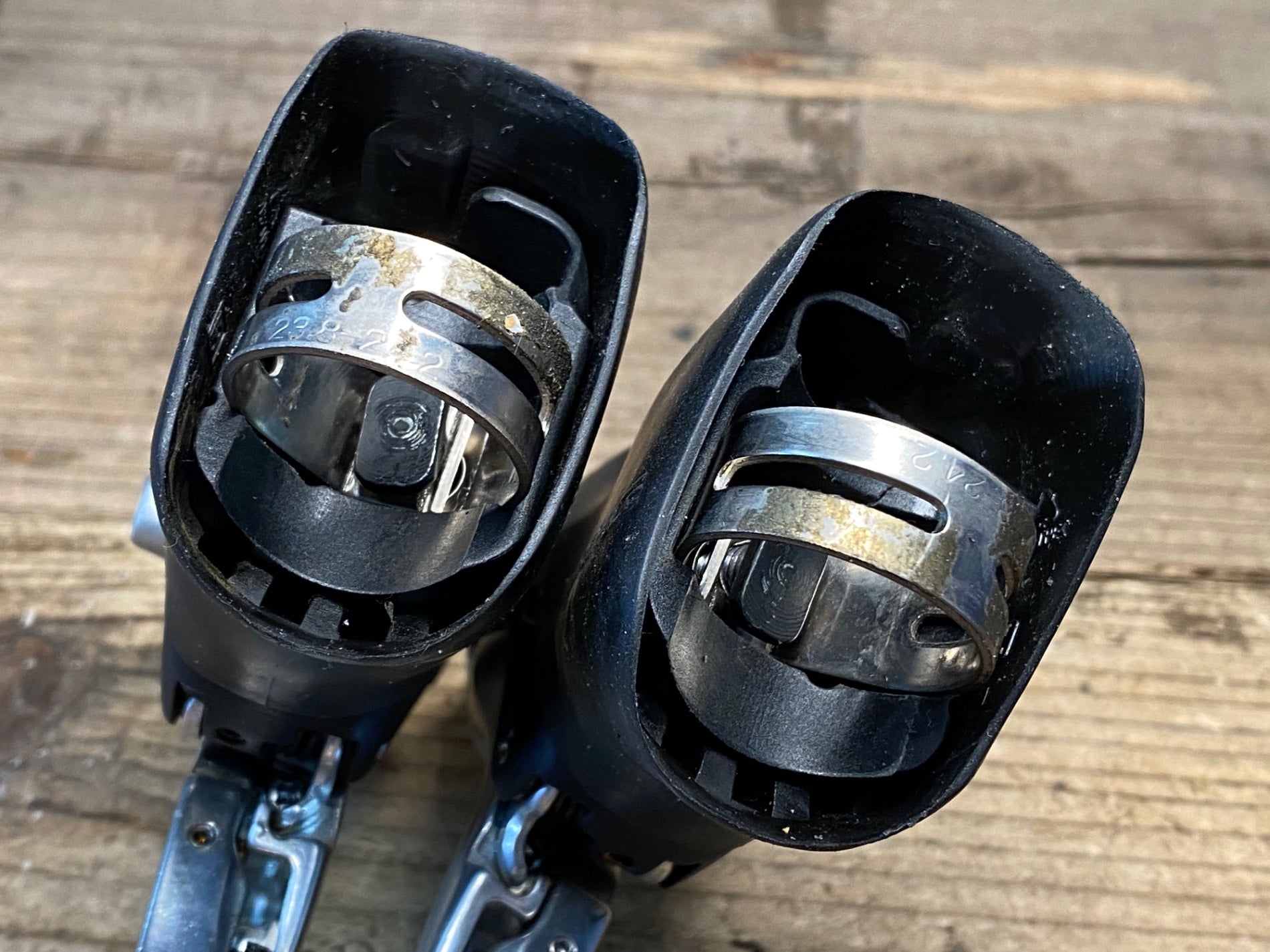 JJ519 シマノ SHIMANO デュラエース DURA-ACE ST-7700-B STIレバー