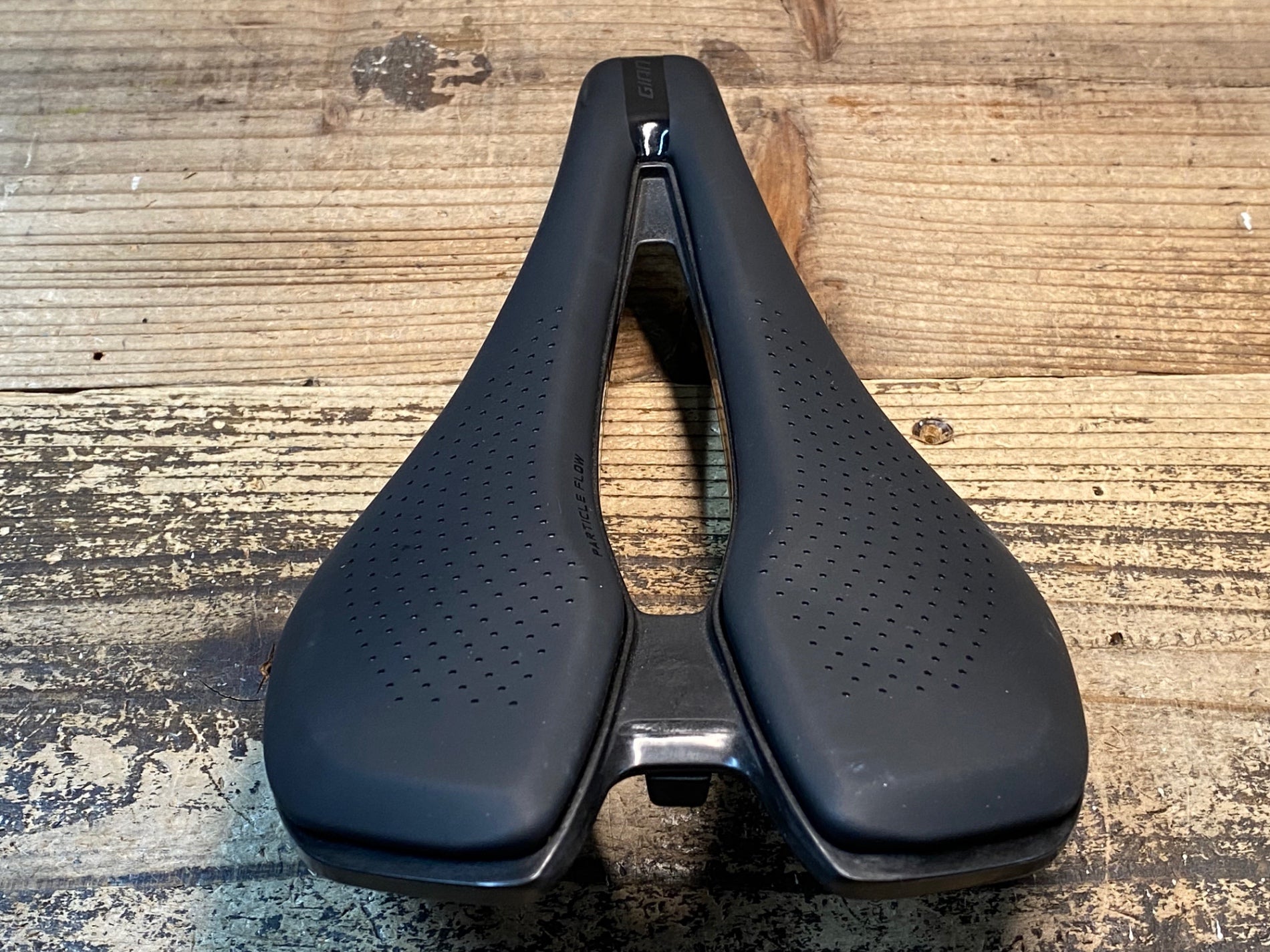 JI061 ジャイアント GIANT FLEET SLR サドル カーボンレール 145mm