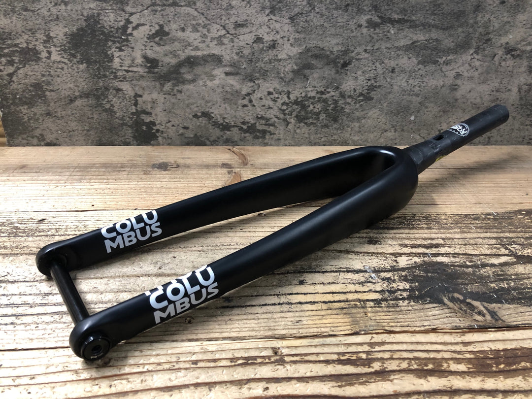 KQ817 コロンバス COLUMBUS FUTURA DISC カーボンフォーク 上:1-1/8” 下:1-1/2” テーパー規格 コラム210mm オフセット45mm
