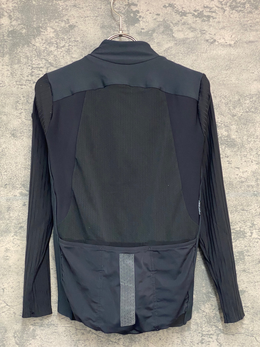 JY231 アソス assos EQUIPE RS AERO JACKET RS 23 長袖 サイクルジャケット 黒 XS 裏起毛