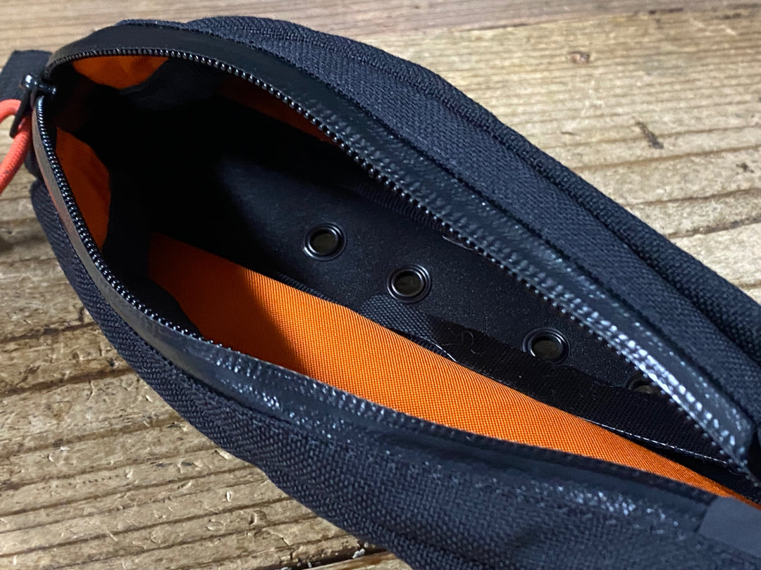 KL449 レストラップ RESTRAP トップチューブバッグ