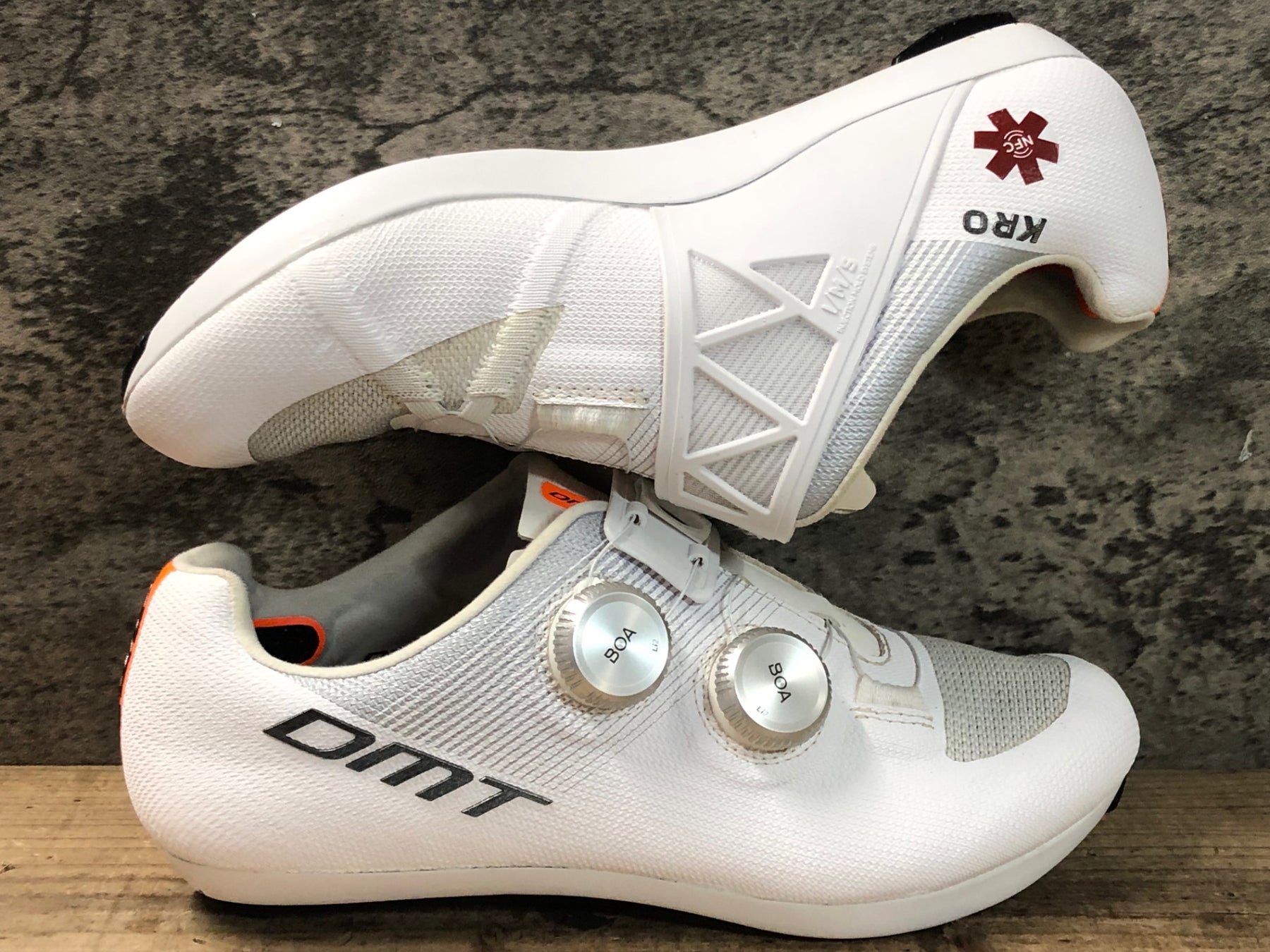 JU703 DMT KR0 EVO ビンディングシューズ 3穴 白 EU39.5 – BICI AMORE