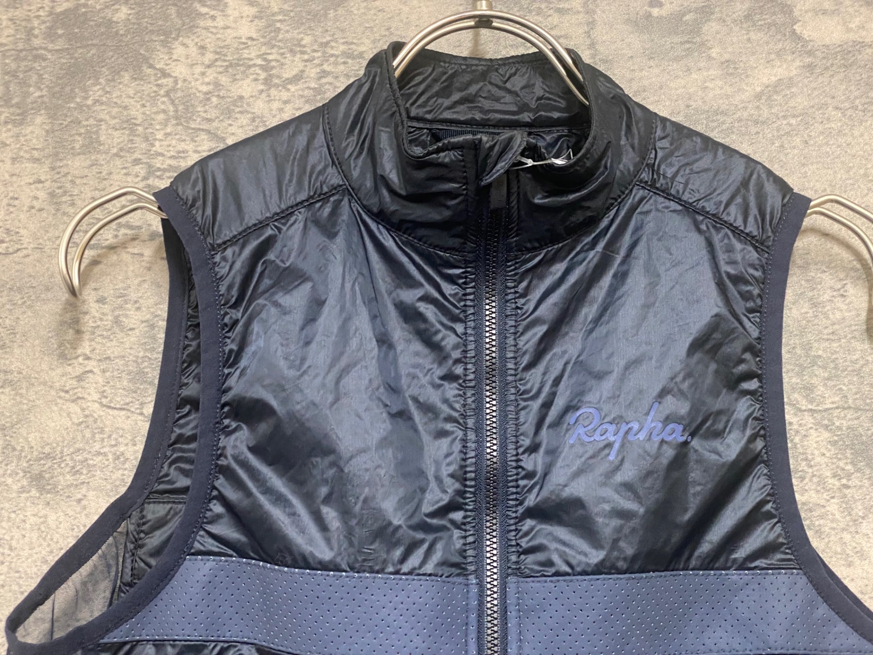 JZ394 ラファ Rapha BREVET INSULATED GILET サイクルベスト ジレ 紺