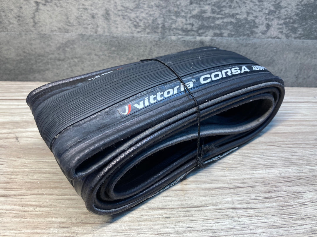 JK163 ヴィットリア vittoria コルサ CORSA GRAPHENE 2.0 チューブレスレディ タイヤ 700x25c 未使用