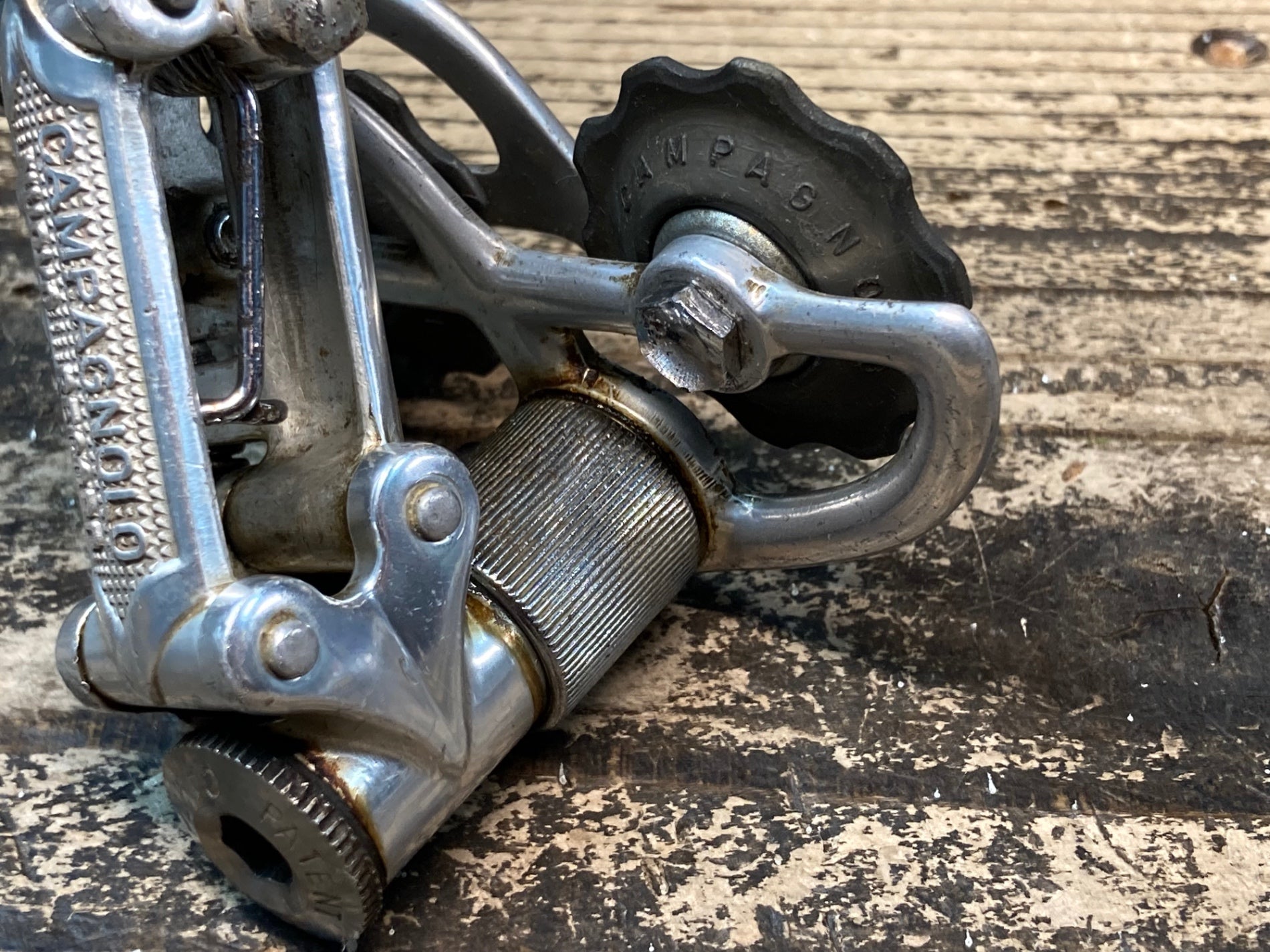 カンパニョーロ ★ヌーボーレコード　　Ｒディレイラー 初期型 新品未使用品 JB981 カンパニョーロ CAMPAGNOLO ヌーボレコード NUOVO RECORD