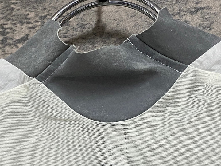 JV143 アソス ASSOS ジレ サイクルベスト 白 L