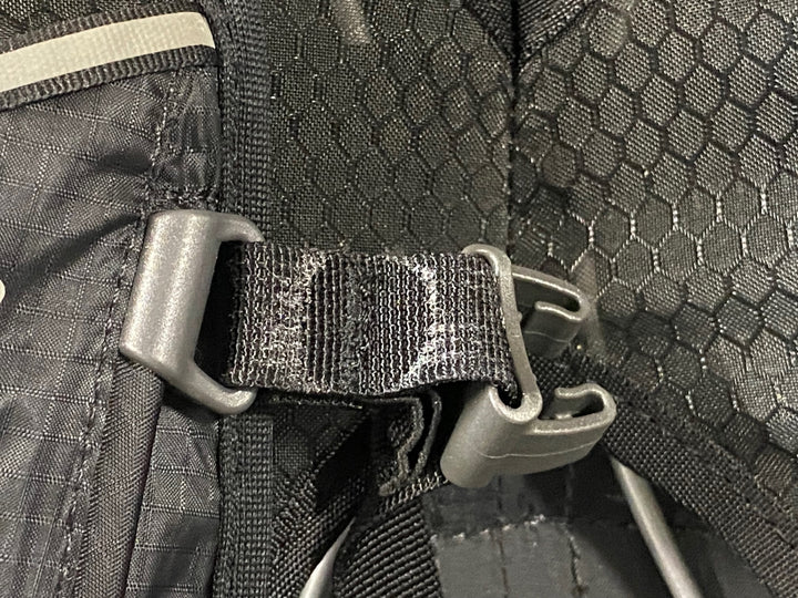 KJ037 モンベル mont-bell CYCOOL PACK 20 リュックサック バックパック 黒 ※擦れ