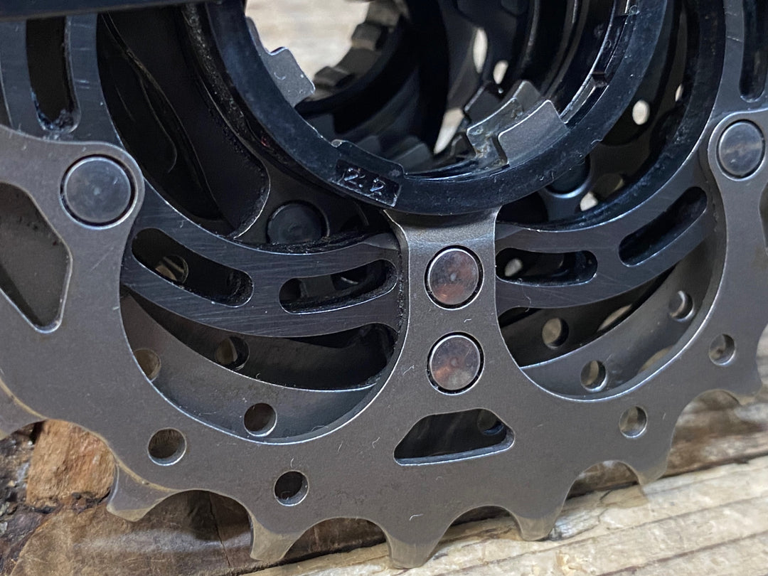 JN511 カンパニョ―ロ CAMPAGNOLO スーパーレコード SUPERRECORD スプロケット 11S 12-25T ※ギア一枚欠品のためジャンク