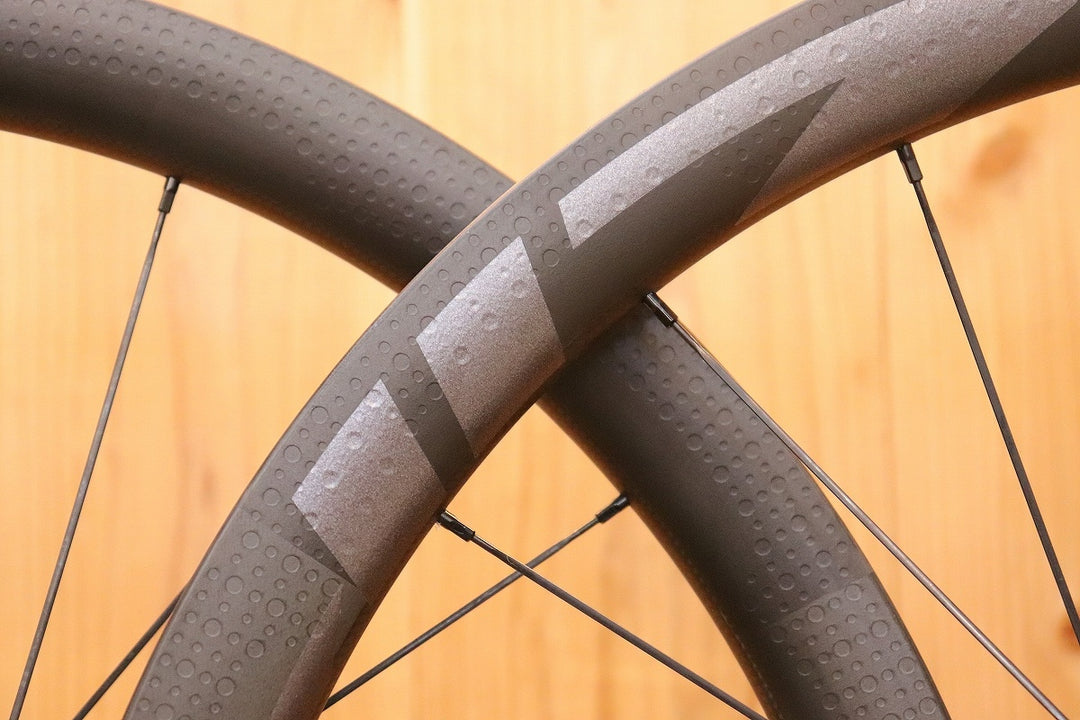 ジップ ZIPP 303 FIRECREST DISC カーボン チューブレスレディ ホイールセット シマノ 11S/12S フックレス 【芦屋店】