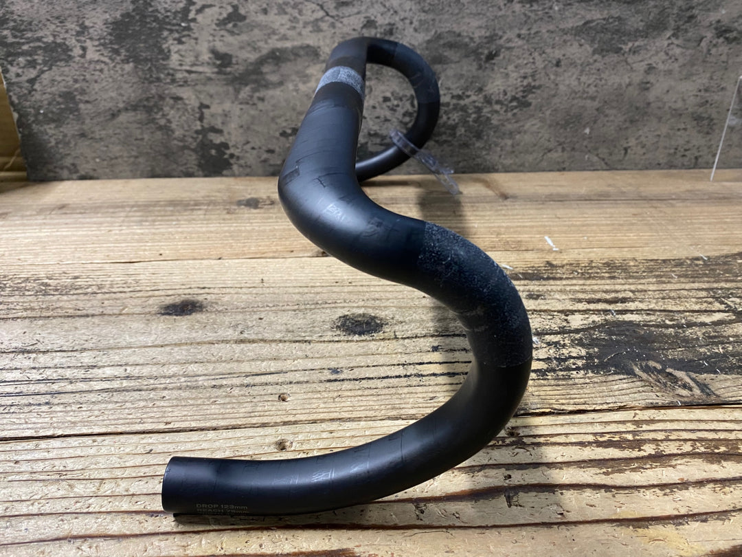 KP135 スペシャライズド SPECIALIZED S-WORKS SHALLOW BEND カーボンドロップハンドル Φ31.8 エンド C-C420mm