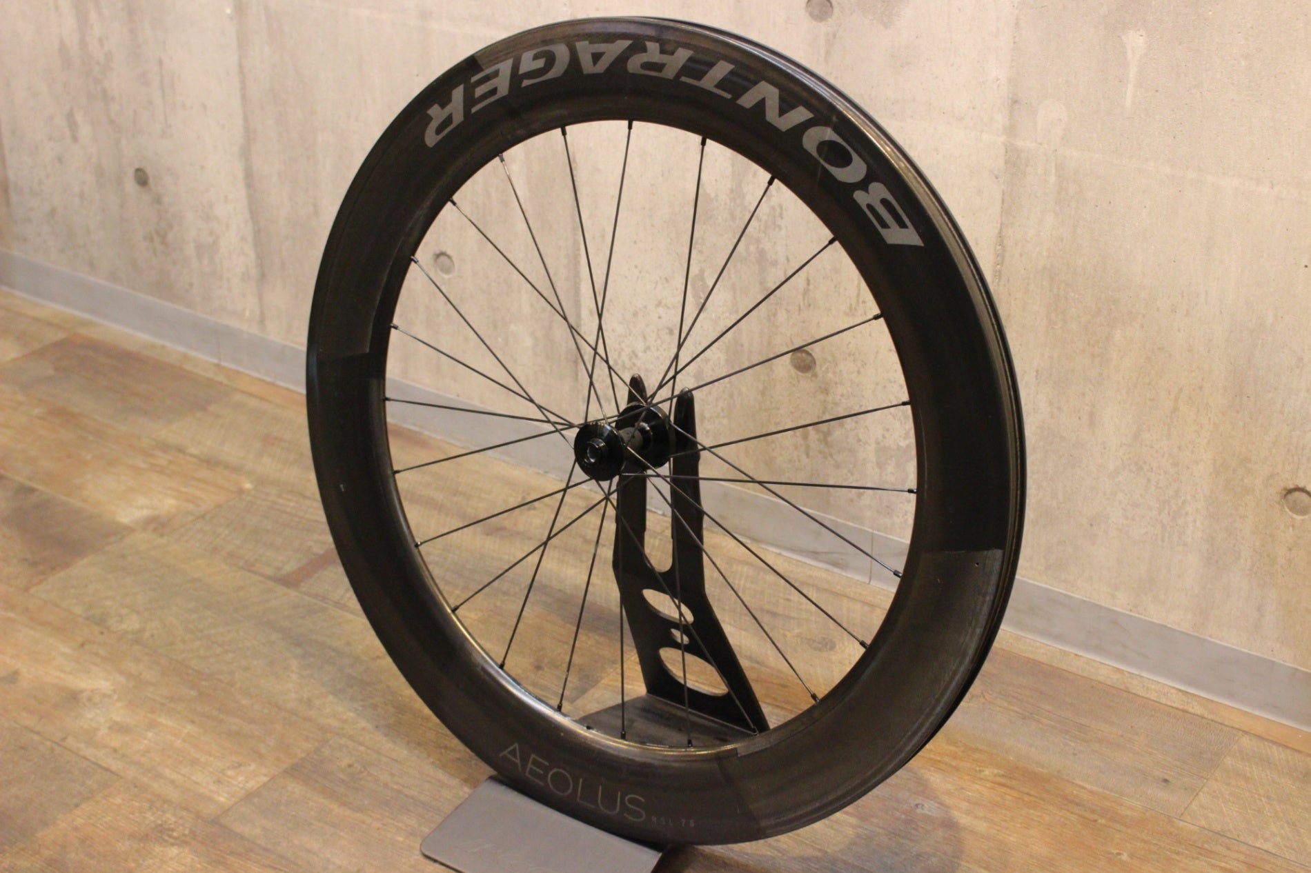 ライ　Bontrager Aeolus RSL75 ホイール ホイール Bontrager Aeolus RSL 62 TLR Disc（ボントレガー アイオロス