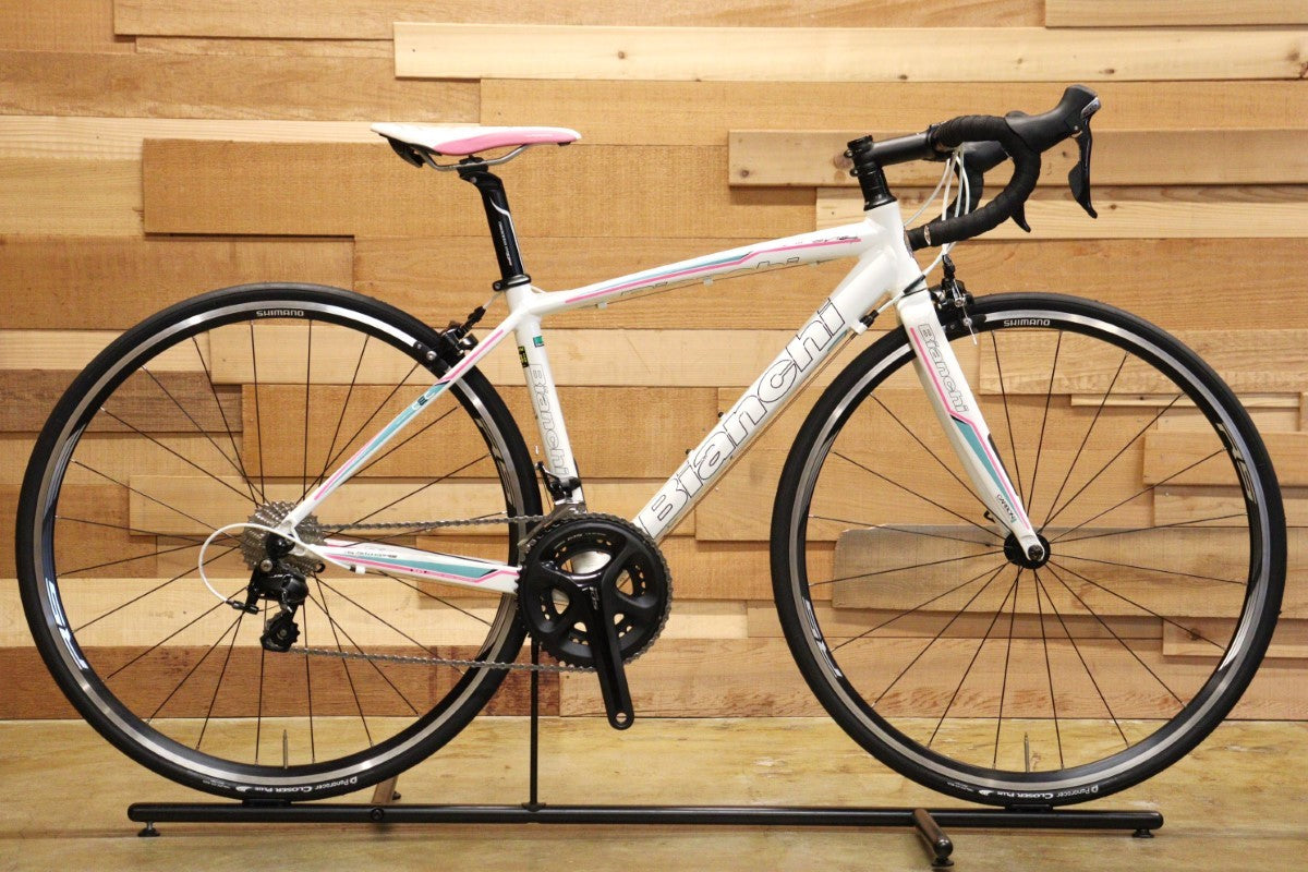 引取の方が決まりました】美品 Bianchi VIA NIRONE7 ALU HYDRO TRIPLE 販売 BUTTED 6000 サイズ44