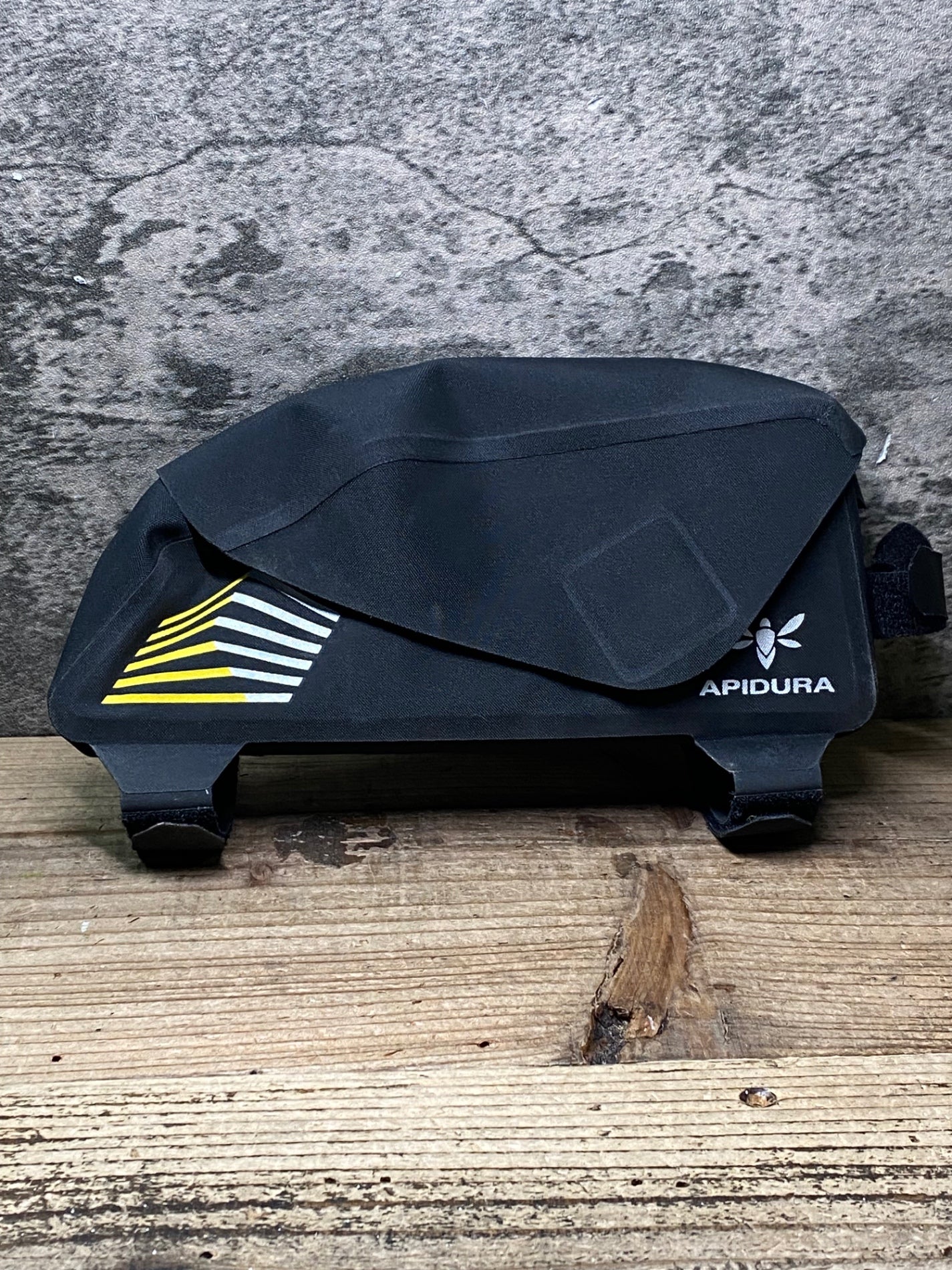 JP782 アピデュラ APIDURA RACING TOP TUBE PACK 1L トップチューブ