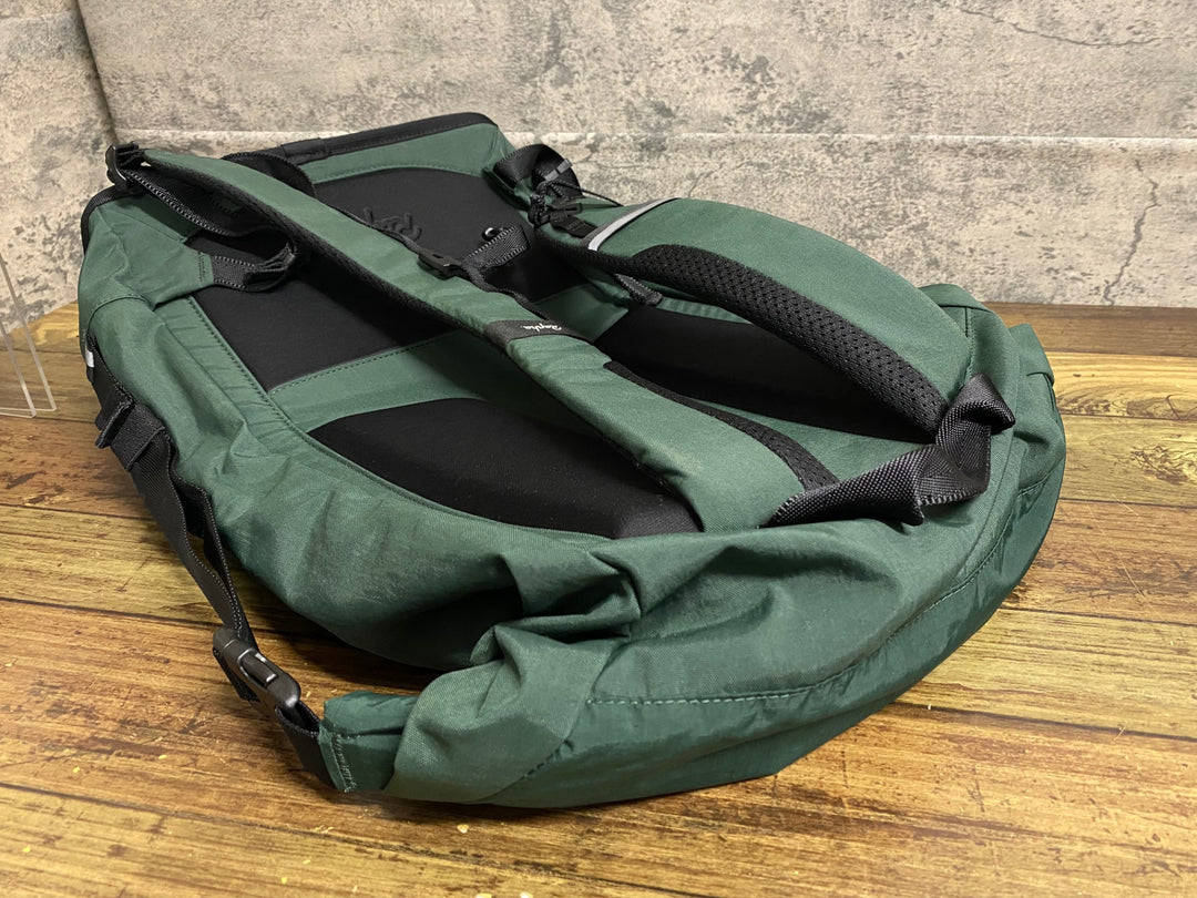 KJ011 ラファ Rapha BACKPACK SMALL バックパック 深緑 20L
