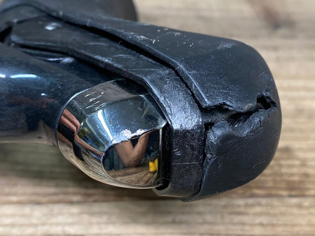 JJ092 シマノ SHIMANO アルテグラ ULTEGRA ST-R8020 STIレバー 2x11S ※クランプ欠品,レバー削れ,ブラケット破れ劣化,クラックのためジャンク