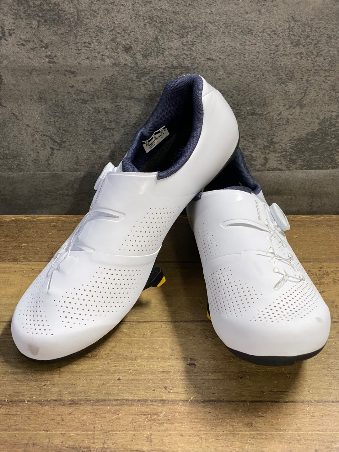 JW308 シマノ SHIMANO RC3 SHRC302M W01 ビンディングシューズ EU44 WIDE 3穴 白