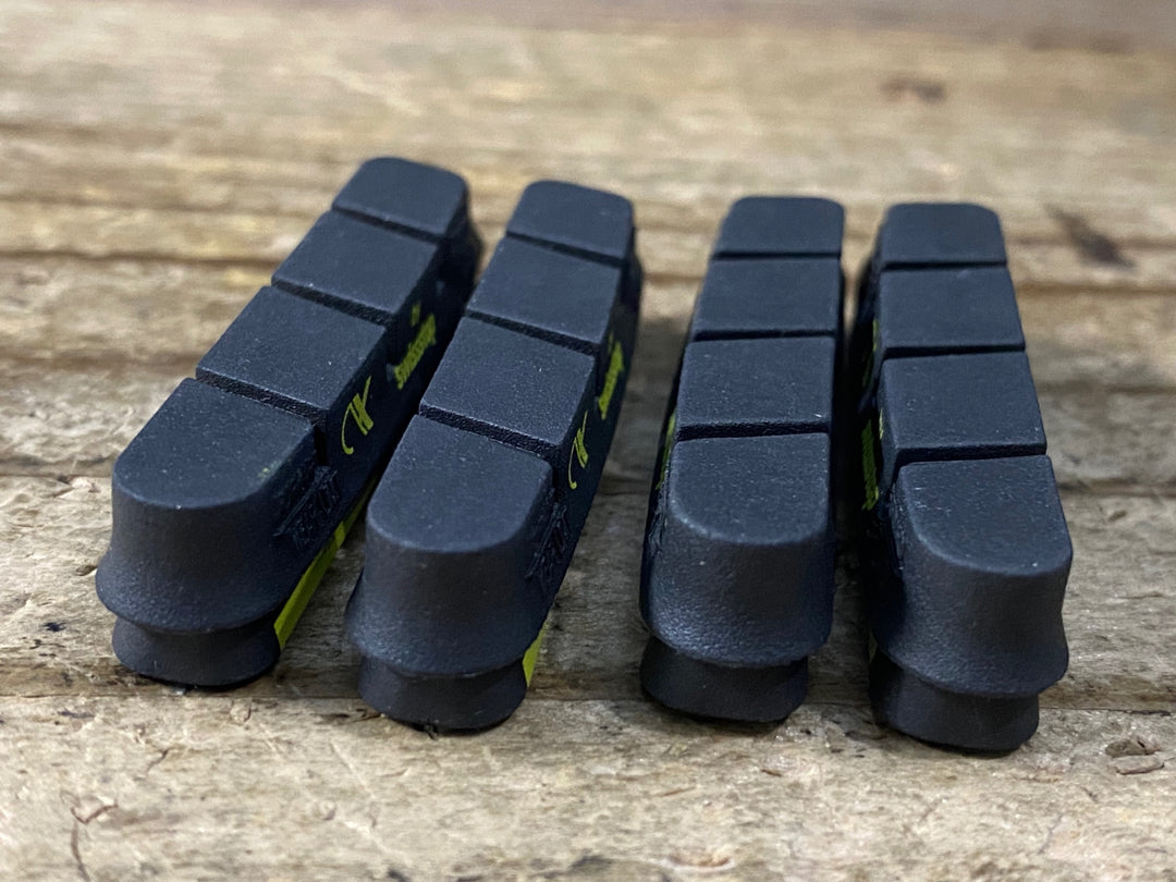 KI432 AX Lightness ブレーキパッド 4pcs カンパニョーロ用