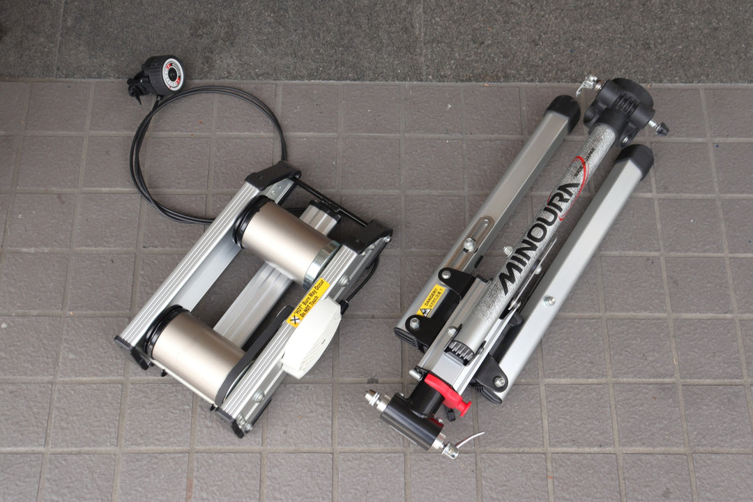 ミノウラ MINOURA HYBRID ROLLER FG542 ハイブリッドローラー ローラー台 【横浜店】