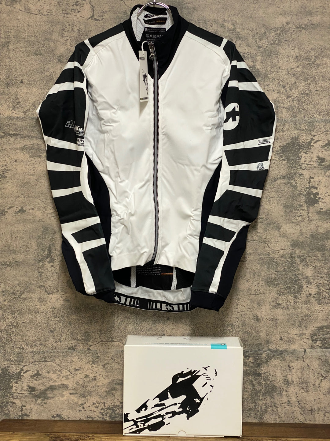 JQ342 アソス ASSOS IJ.BONKA.6 CENTO 長袖 サイクルジャケット 白 黒 L