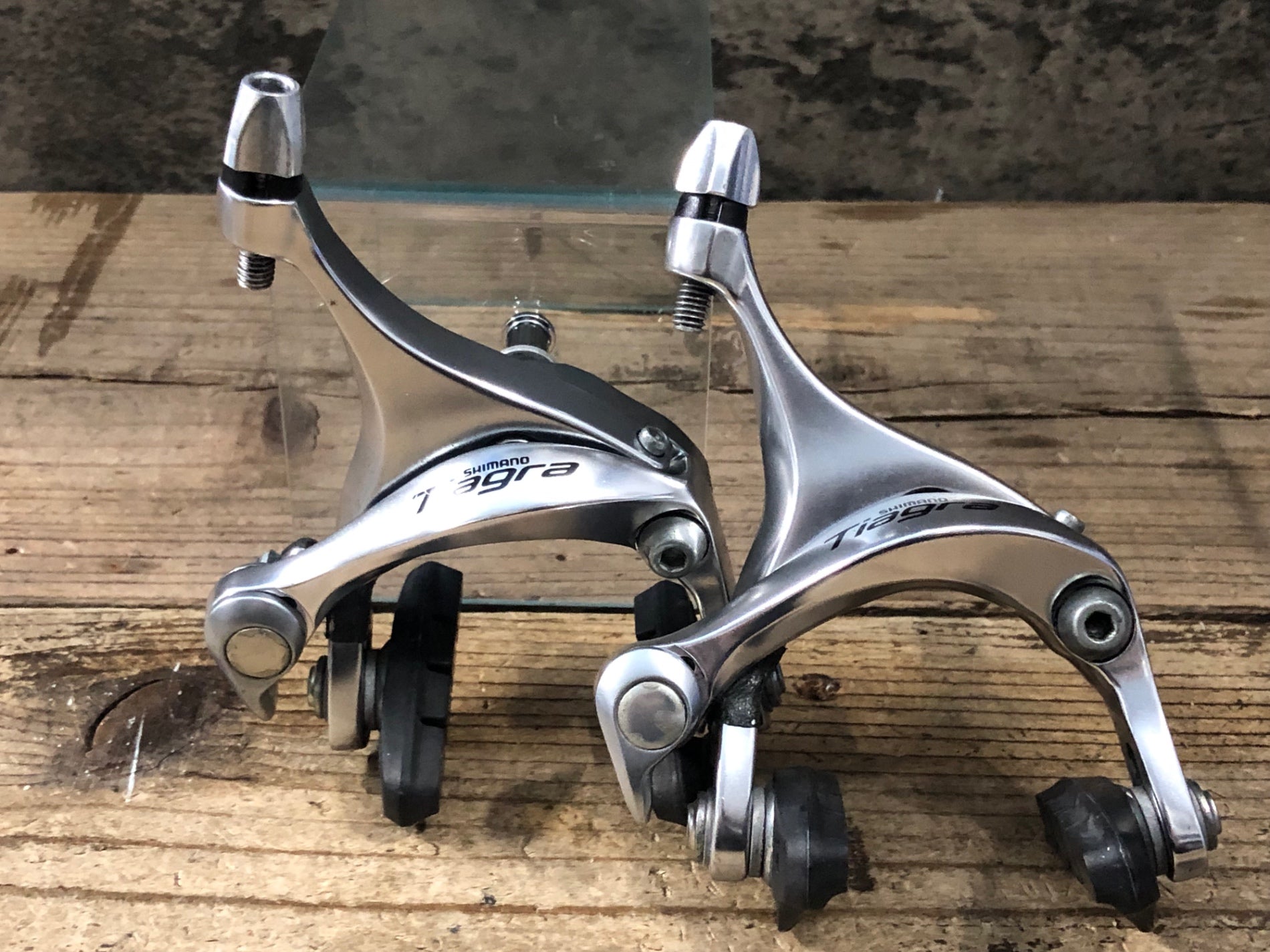 JT942 シマノ SHIMANO ティアグラ TIAGRA BR-4600 ブレーキキャリパー