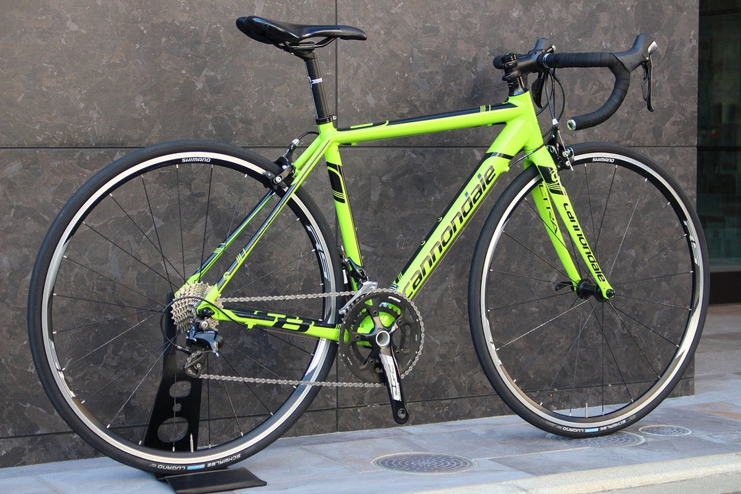 キャノンデール CANNONDALE キャド CAAD8 2015モデル 44サイズ シマノ 105 5800 Mix 11S アルミ ロードバイク 【福岡店】