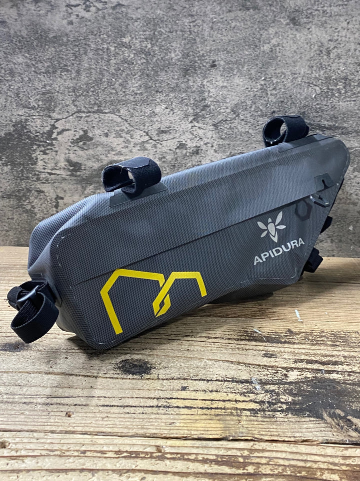 KH683 アピデュラ APIDURA EXPEDITION FRAME BAG フレームバッグ グレー