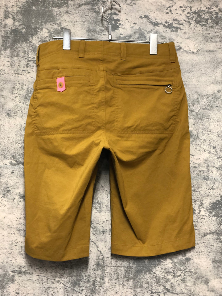 KM124 ラファ Rapha EXPLORE SHORTS サイクルパンツ ベージュ サイズ不明