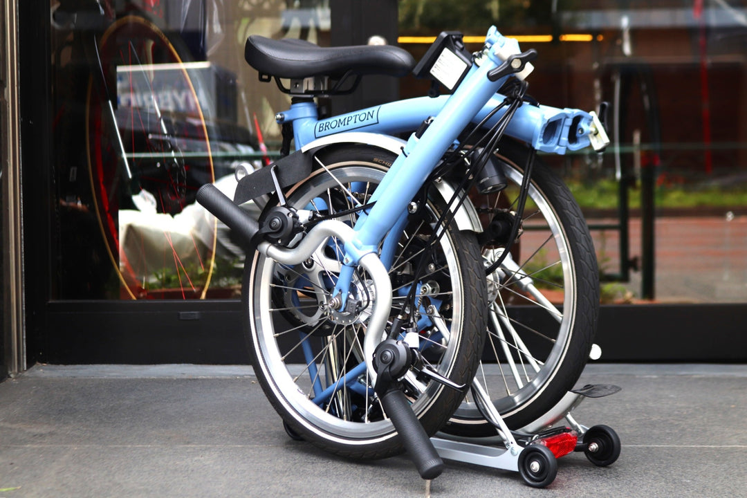 【ハブダイナモ組み！】 ブロンプトン BROMPTON M6R 2021モデル クラウドブルー 16インチ 折り畳み 小径車 【東京南麻布店】