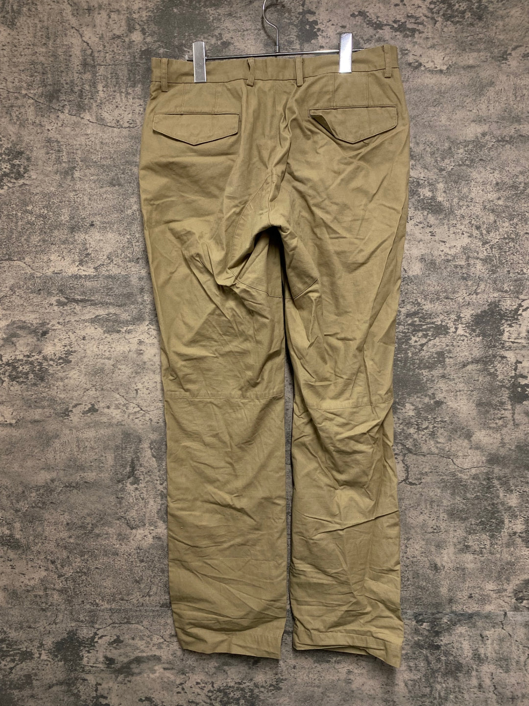 JV365 カペルミュール KAPELMUUR ロングパンツ カーキ サイズ不明
