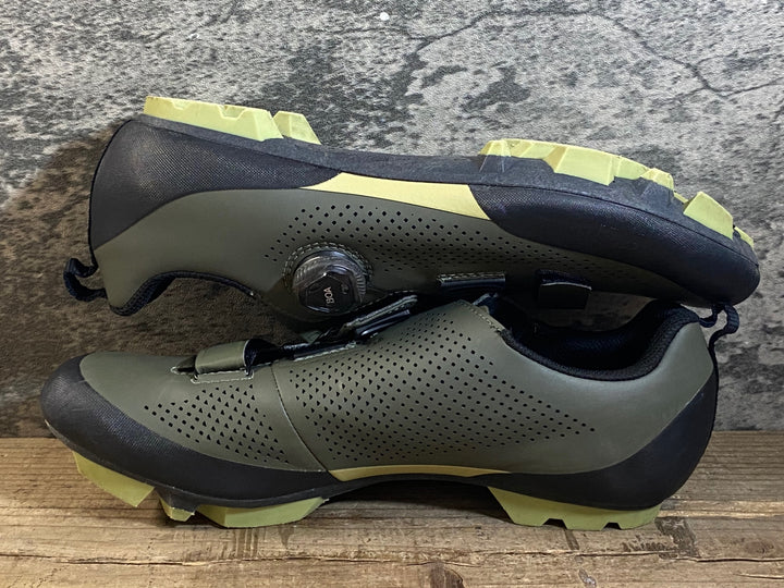 JP060 フィジーク FIZIK TERRA XS ビンディングシューズ SPD EU42 カーキ ※ソール傷