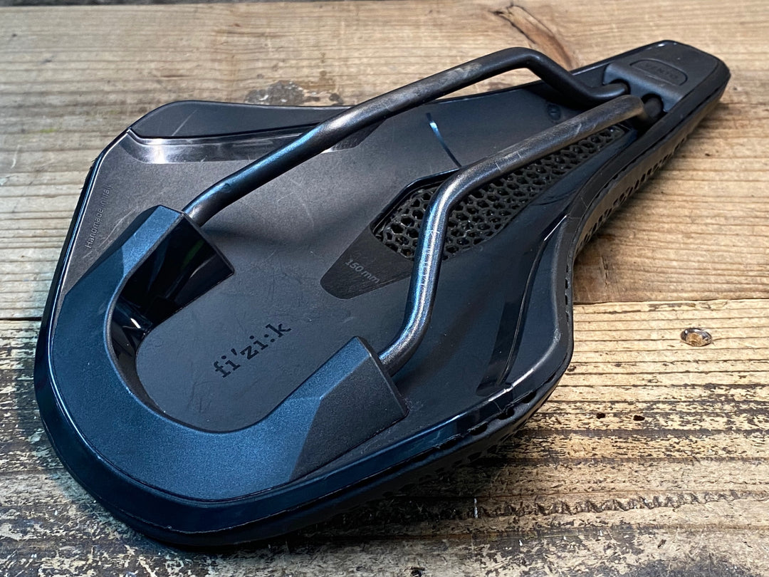 JJ406 フィジーク fizik Vento ARGO Adaptive R3 3D サドル Kiumレール 150mm