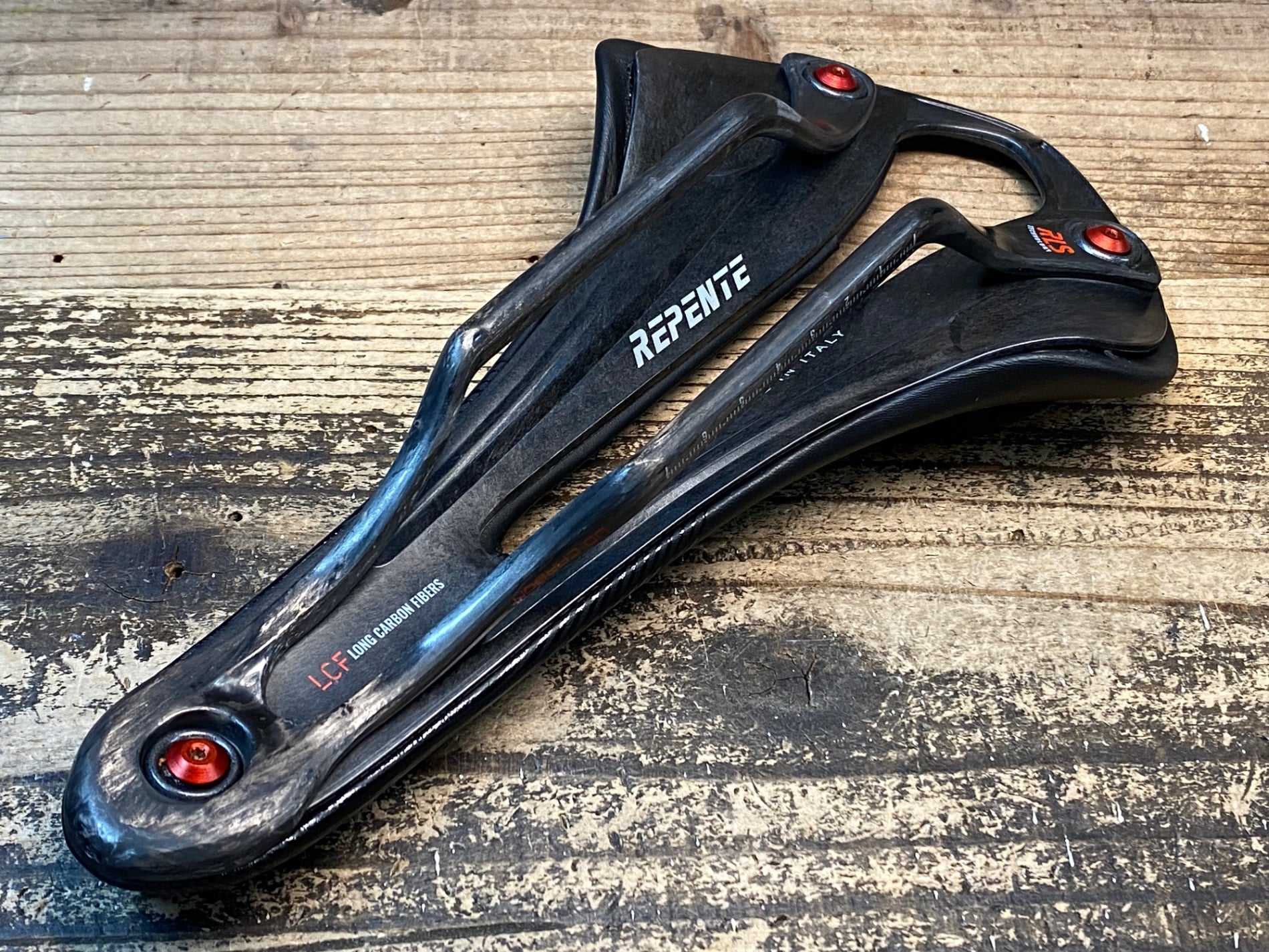 JF651 レペンテ REPENTE プライム PRIME 3.0 カーボンレール サドル 黒