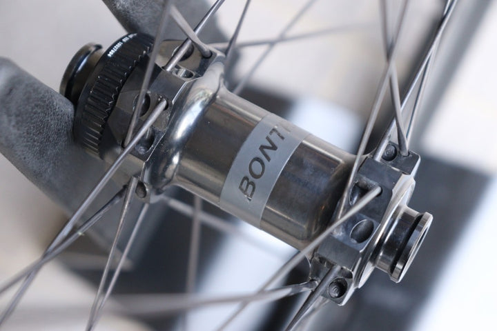ボントレガー BONTRAGER アイオロス プロ ディスク AEOLUS PRO 37 TLR DISC カーボン チューブレスレディ ホイールセット シマノ11S/12S 21C 【横浜店】