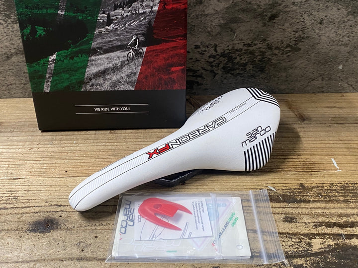 KJ057 サンマルコ san marco Concor CARBON FX PROTEK サドル 白 カーボンレール narrow