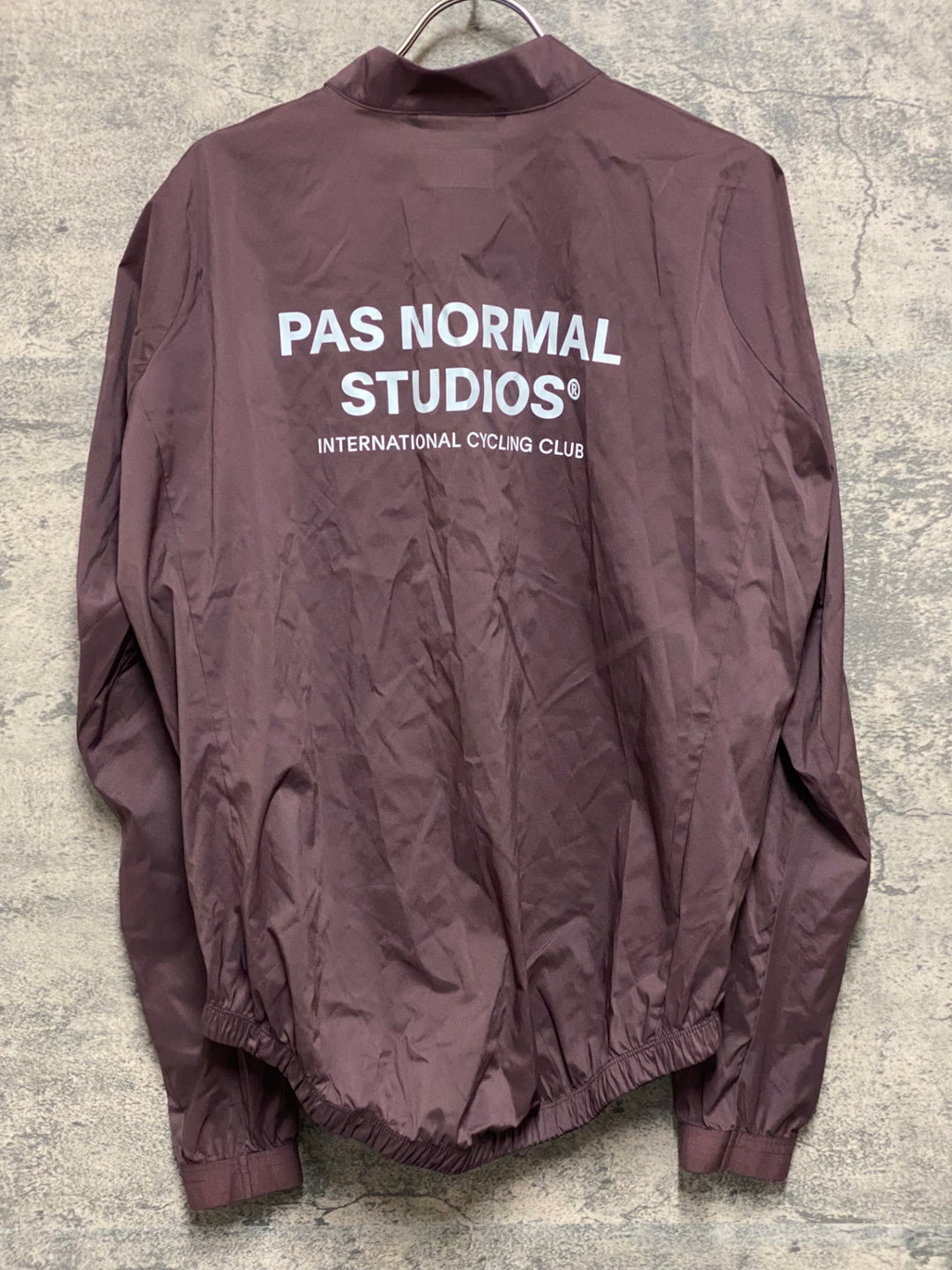 KA553 パスノーマルスタジオ PAS NORMAL STUDIOS MECHANISM STOW AWAY JACKET 長袖 ウインドブレーカー バーガンディ L