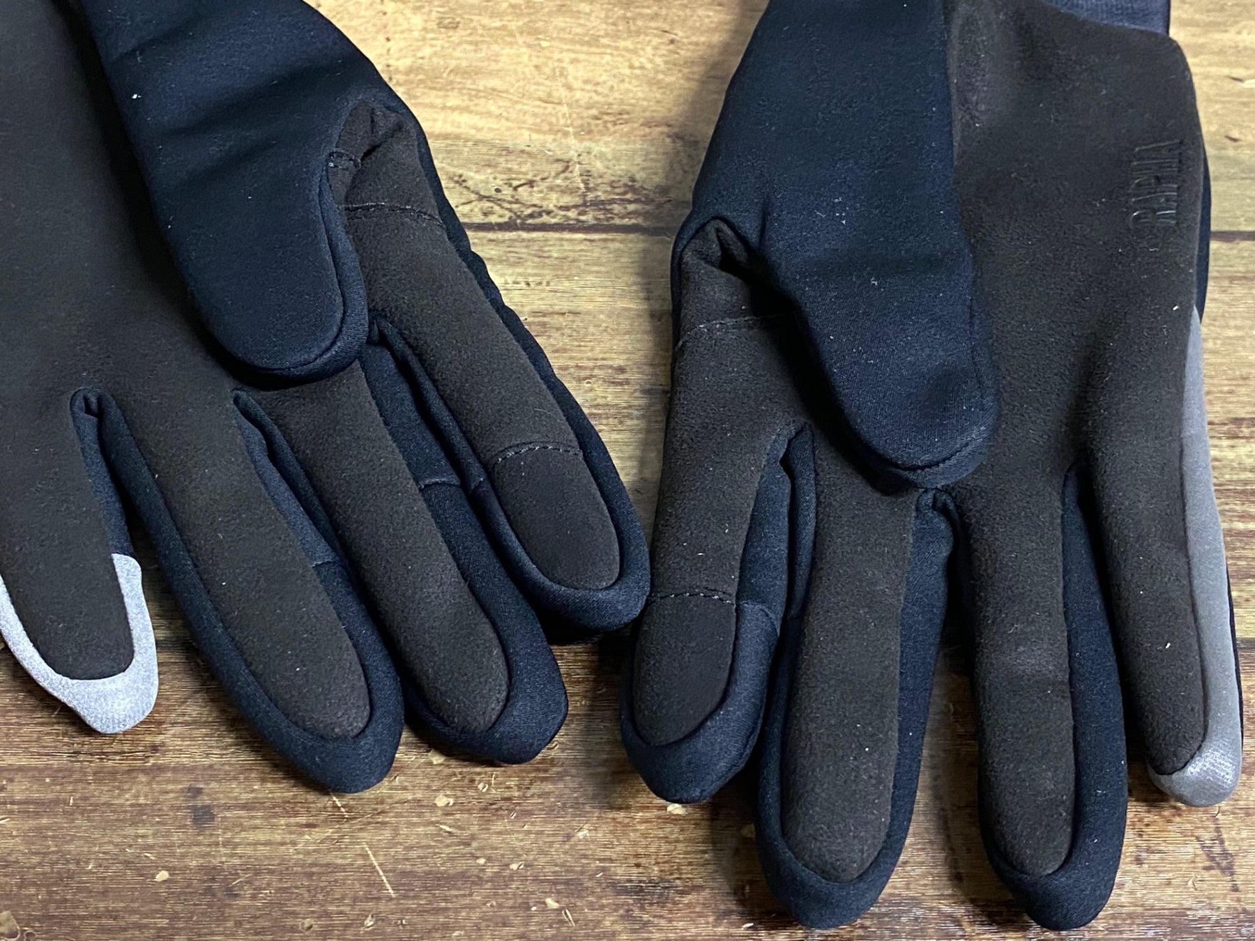 Rapha ラファ　ウィンターグローブ　セット　Mサイズ KD334 ラファ Rapha PRO TEAM WINTER GLOVES 長指 グローブ 黒 S 裏
