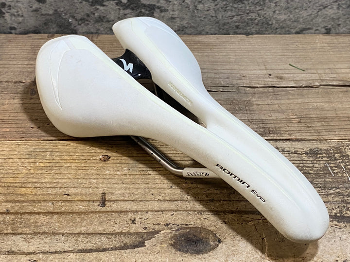 KH187 スペシャライズド SPECIALIZED ROMIN EVO 白 サドル 白 143mm hollow Tiレール