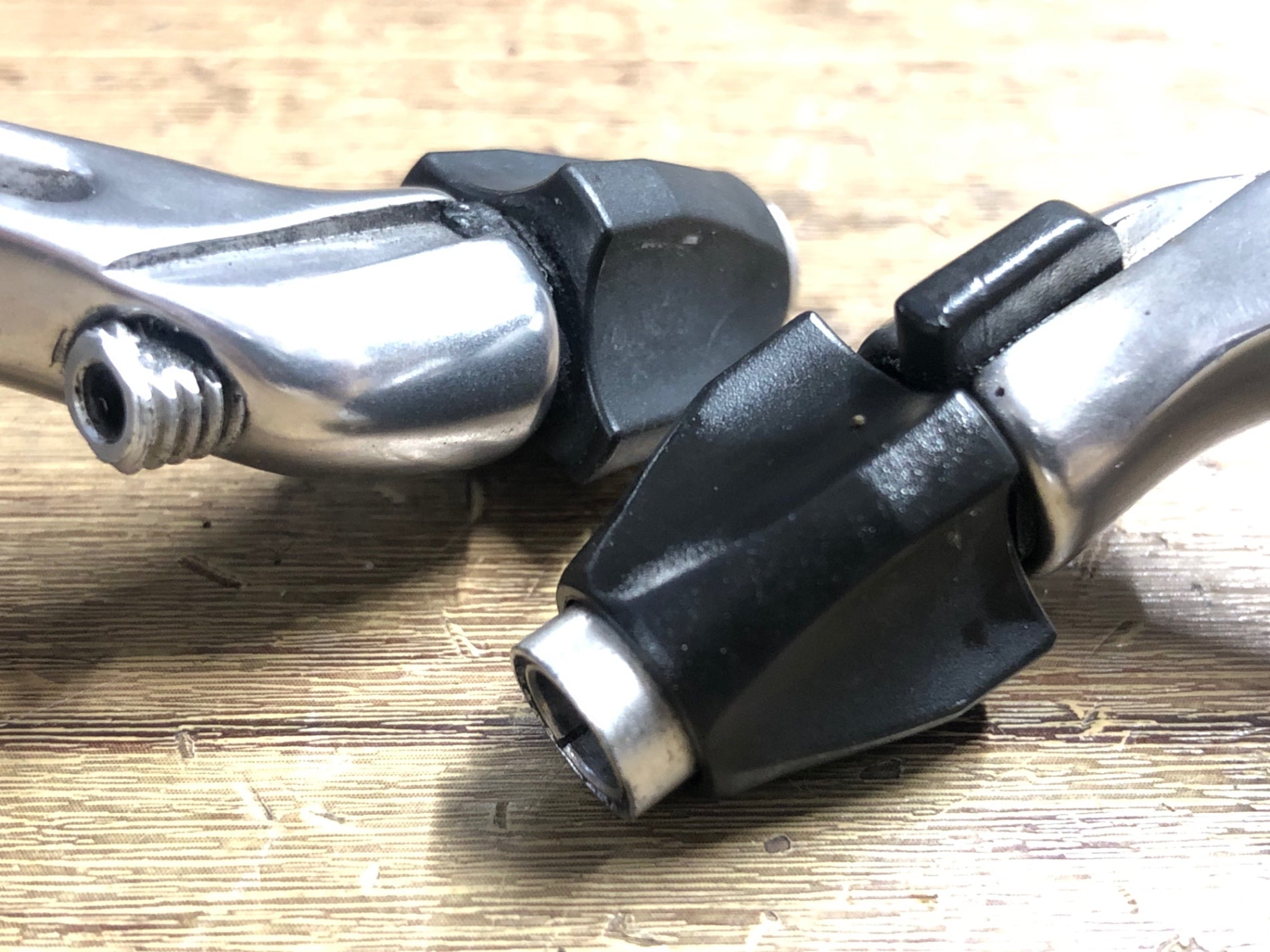 JP243 シマノ SHIMANO デュラエース DURA-ACE BR-7800 キャリパー