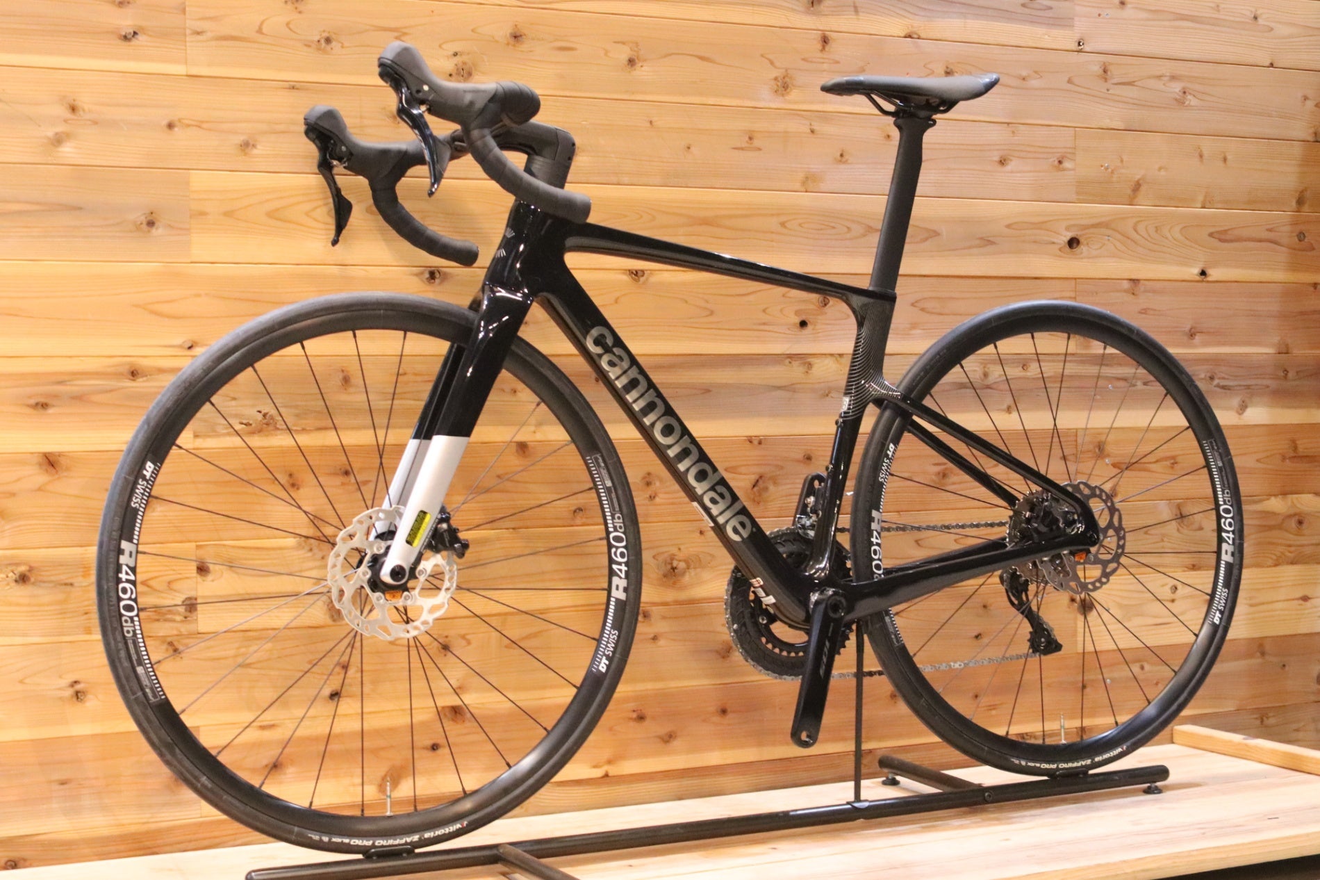 未走行で入荷！ キャノンデール CANNONDALE スーパーシックス SUPERSIX