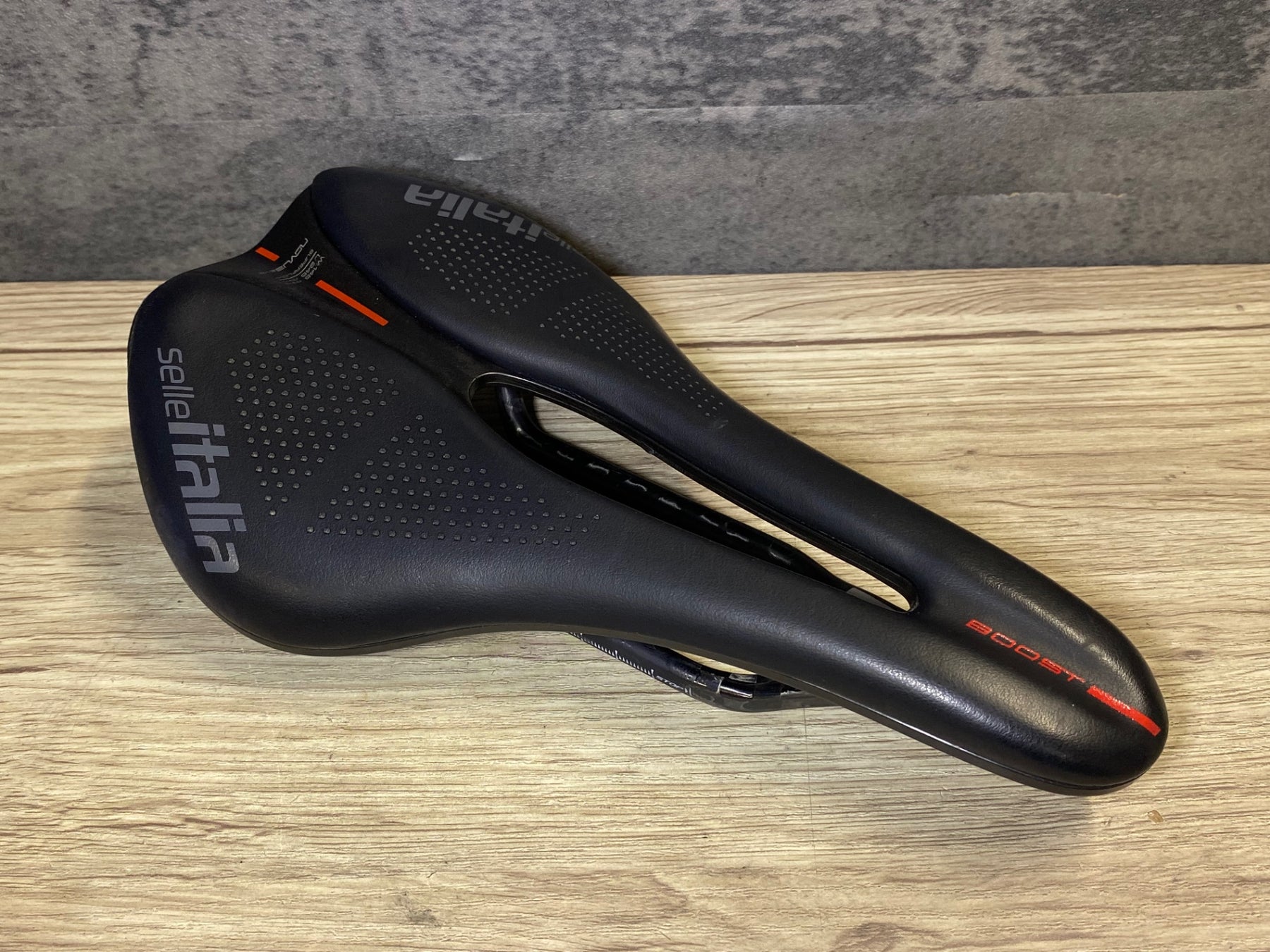 JR674 セライタリア SELLE ITALIA NOVUS BOOST EVO サドル 黒 カーボン