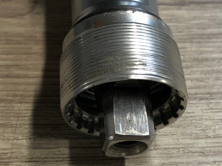 JM132 シマノ SHIMANO デュラエース DURA-ACE BB-7410 ボトムブラケット スクエア 103mm JIS