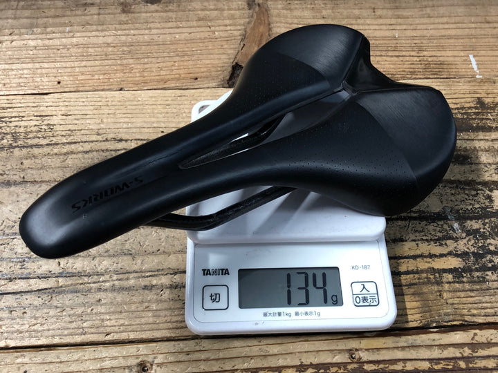 JY733 スペシャライズド SPECIALIZED S-WORKS ROMIN EVO サドル 黒 155mm カーボンレール ※レールクラック