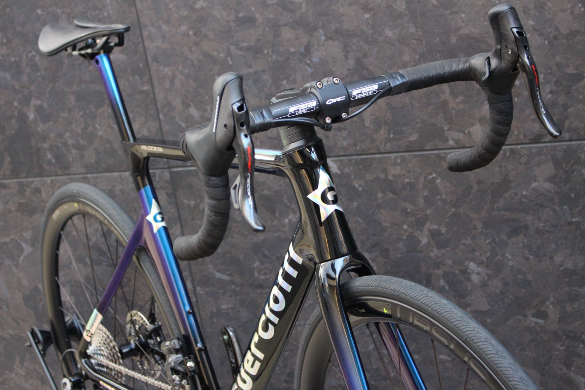 グエルチョッティ Guerciotti Veloce S 2023 Lサイズ カンパニョーロ