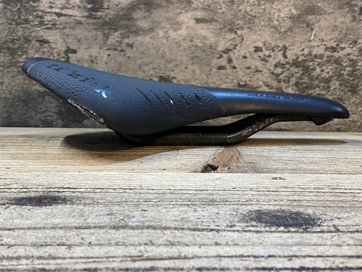 JX715 フィジーク fizik ANTARES R1 サドル カーボンレール 150mm