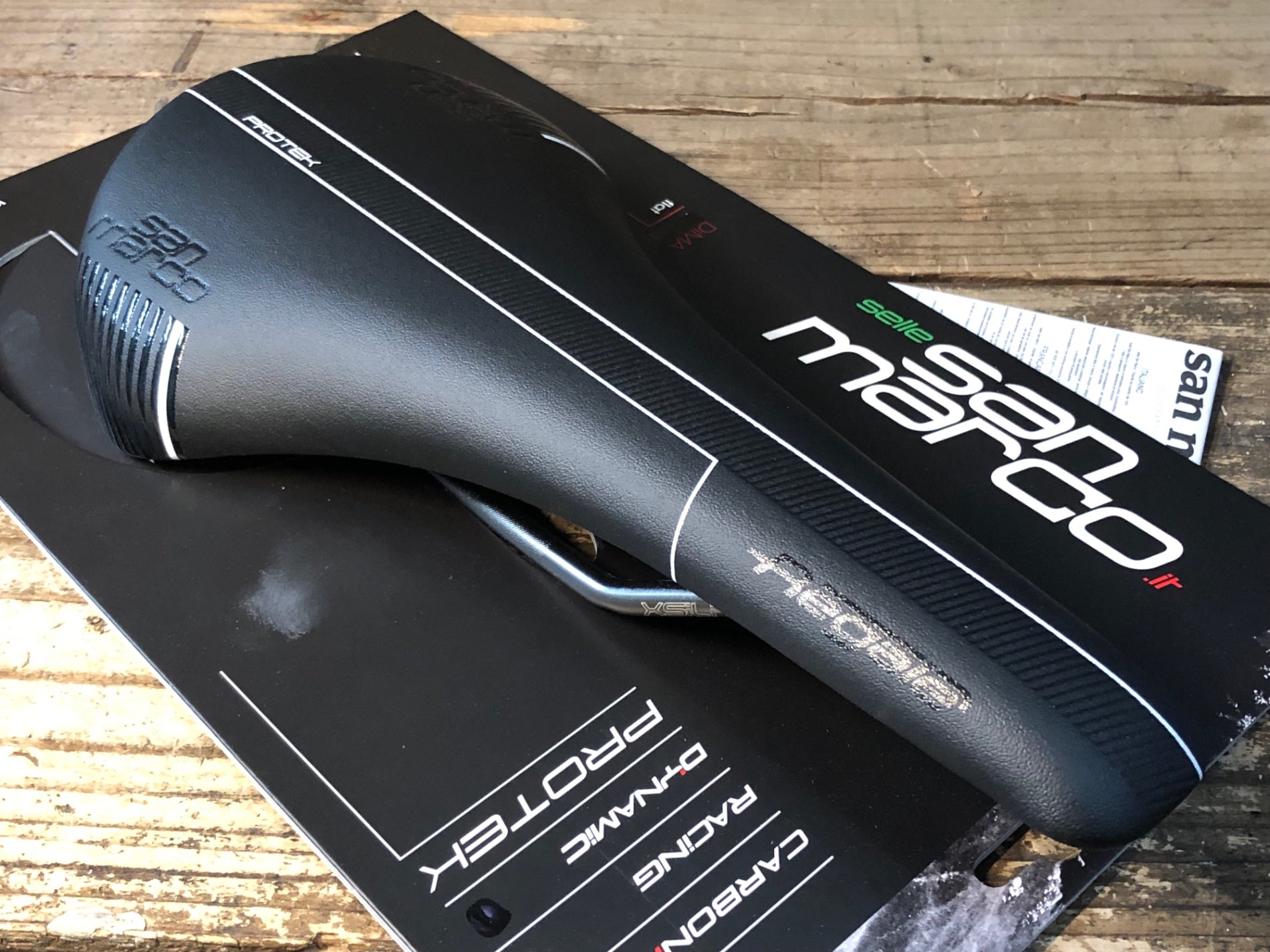 JR313 サンマルコ san marco Regale RACiNG PROTEK サドル 黒白 NARROW